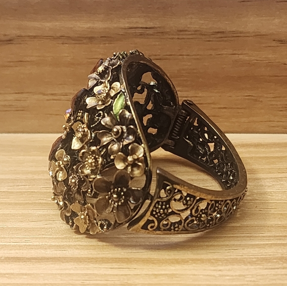 Vintage Cabochon Rhinestone Hinged Bracelet - Picture 4 of 4